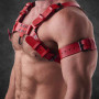 Alpha Fist – Kraftvoller Leder-Harness in Rot|SAXOS.NET LEATHER|TV|BDSM Harness
